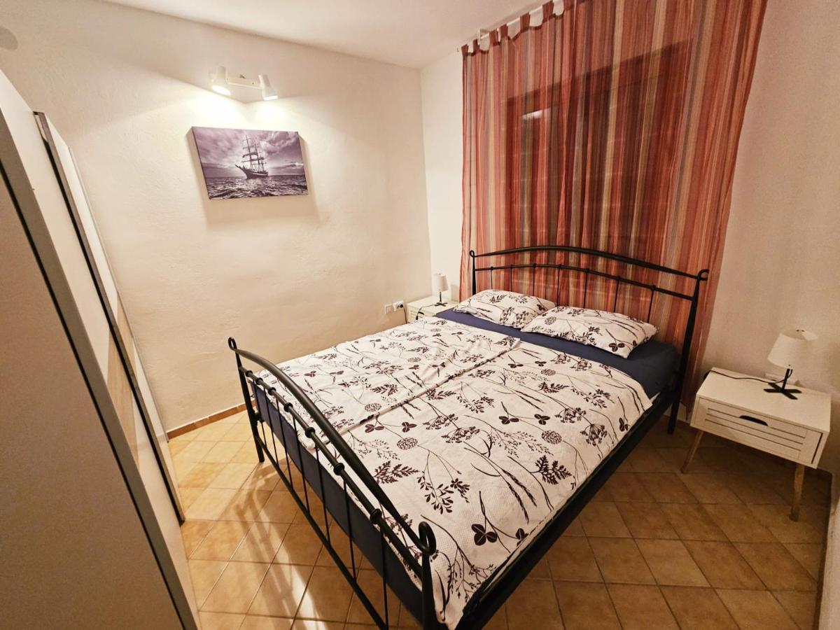 Apartman Mihaela วรซี ภายนอก รูปภาพ